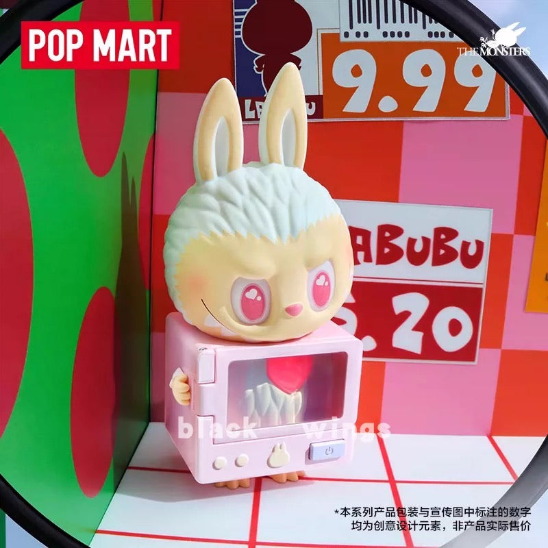The monsters Wacky Mart Figures